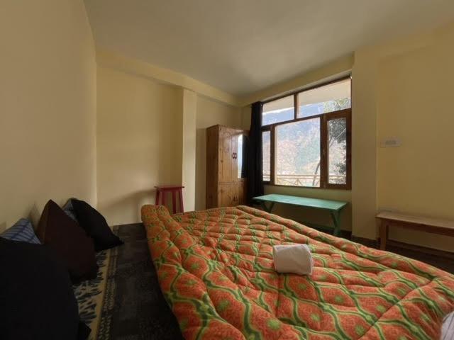 One Light Hostel Manāli エクステリア 写真