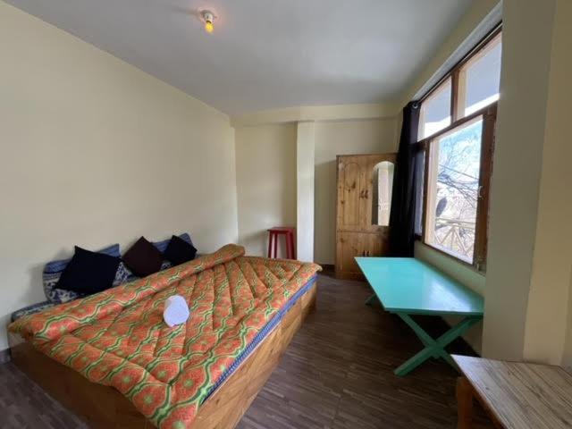 One Light Hostel Manāli エクステリア 写真