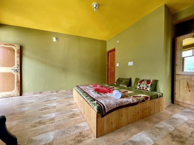 One Light Hostel Manāli エクステリア 写真